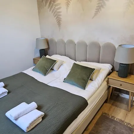 Natural アパート *