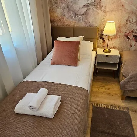 アパート Natural *